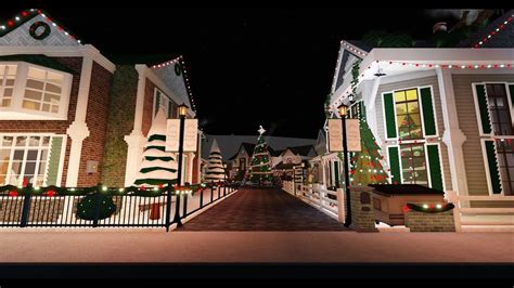 Bloxburg Christmas Update And Christmas Village Tour Youtube