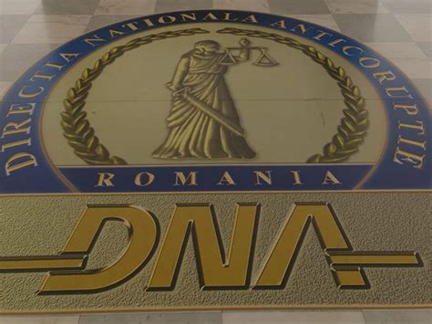 Comisar Ef Din Cadrul Direc Iei Generale Anticorup Ie Re Inut De Dna