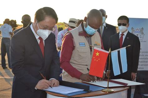 Ambassador Wang Xuefeng Attends Handover Ceremony For Covid 19 Vaccines