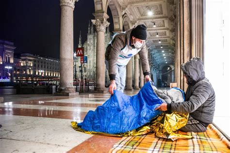 Sempre più senzatetto a Milano il Piano Freddo non può aiutare tutti