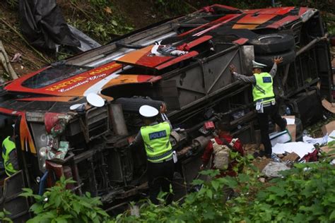 Bus Yang Masuk Jurang Di Parigi Moutong Angkut Rombongan Guru Dari