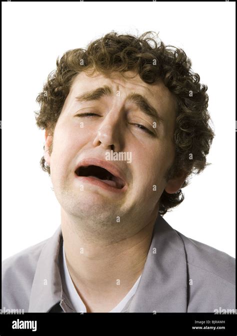 Hombre llorando en apuros Fotografía de stock Alamy