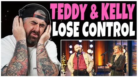 Teddy Swims Kelly Clarkson Perform Lose Control Rock Artist