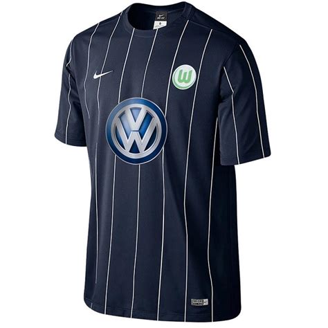 Новая форма «Вольфсбурга» 16/17 | Footykits.ru - Энциклопедия ...