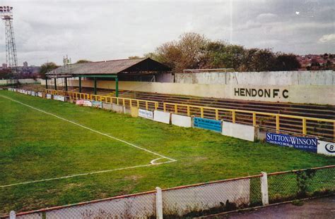 Extreme Football Tourism: ENGLAND: Hendon FC (1926-2009)