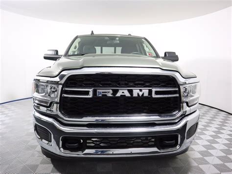 New 2020 Ram 2500 Tradesman Crew Cab Pickup In Parkersburg D8386