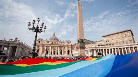 Vatican Issues Conditional Approval For Gay Blessings — Rt World News