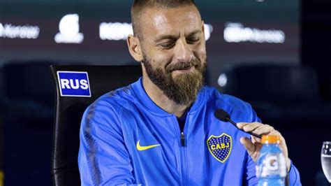 Daniele De Rossi Si Ritira E Spiega La Sua Decisione