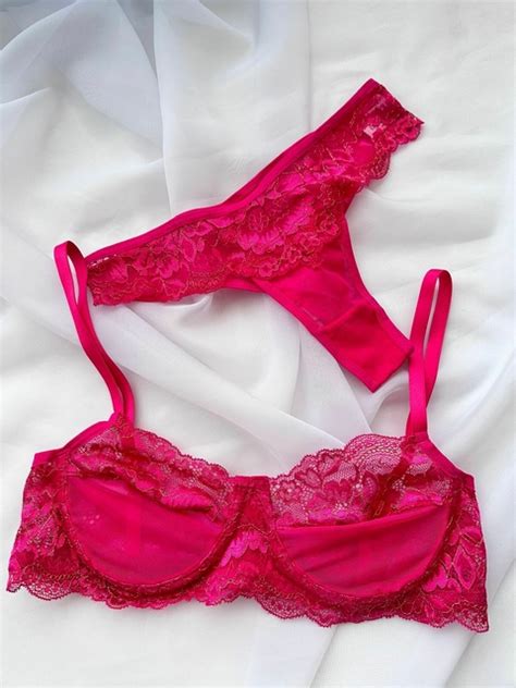LOLA STORE LINGERIE LTDA