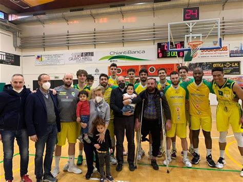 Basket La Vismederi Costone Di Siena Supera Anche Laudax Carrara Tra