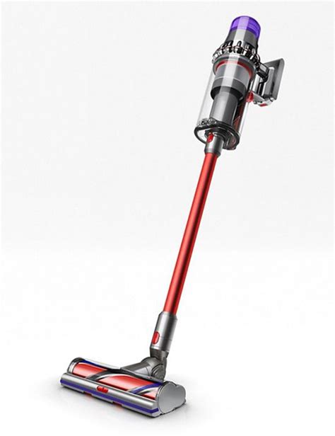 Dyson V11 Outsize vs Pro (2021): What's The Difference? - Compare ...