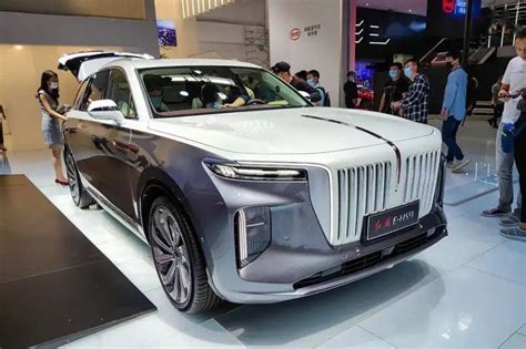 Hongqi E Hs9 2024 Pure 7 Zitplaatsen Grote SUV Elektrische Auto Met