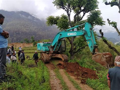 १५ करोडको लागतमा धादिङको बेनिघाट बाहुनटारमा बन्दै गरेको क्रिकेट