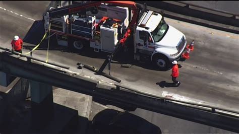 Ramp Still Closed After Truck Hits Guardrail On Northbound Highway 101 In San Francisco Abc7