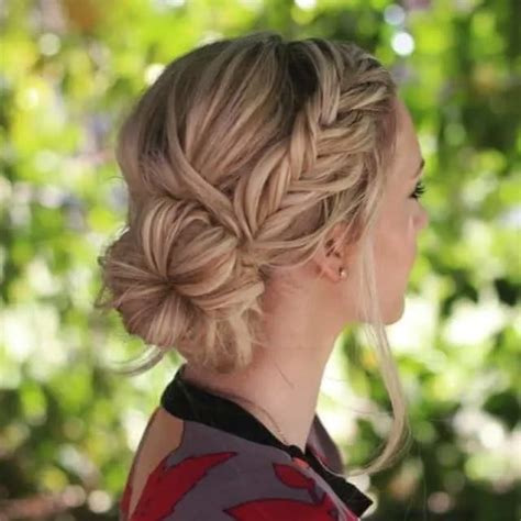 25 Creative Side Bun Hairstyles For Women Hairstylecamp