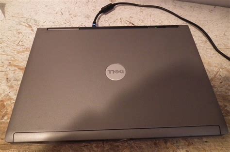 Dell D620 Laptop 166ghz 2gb Windows Xp Wifi Dvd Very Fast