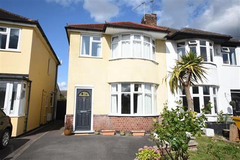 Heathcote Road Whitnash Leamington Spa 3 Bed Semi Detached House For