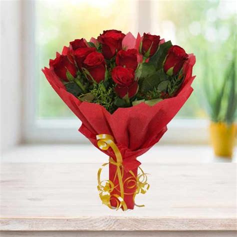 Red Rose Bunch Online Delivery - Ravishing Red - Better Gift Flowers