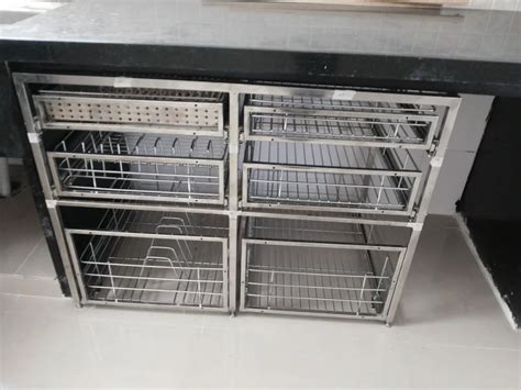 Silver Stainless Steel Kitchen Trolley Size Dimensions 2 5x3x3 5 Feet