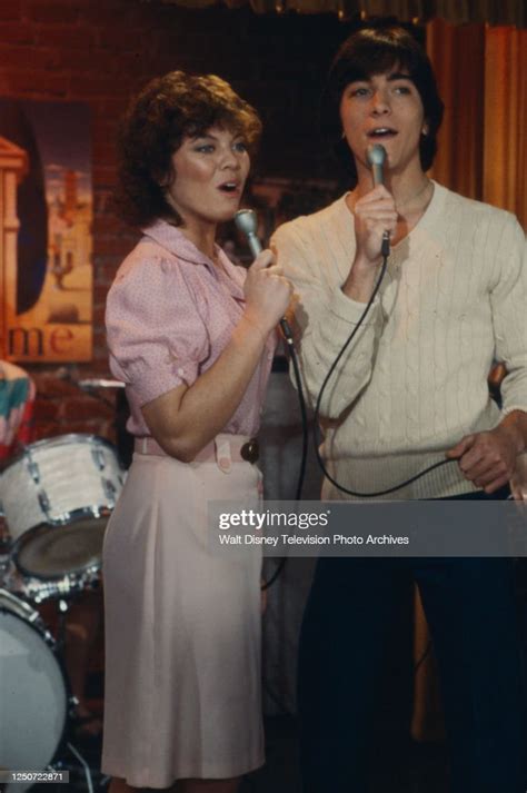 Erin Moran, Scott Baio appearing in the ABC tv series 'Joanie Loves ...