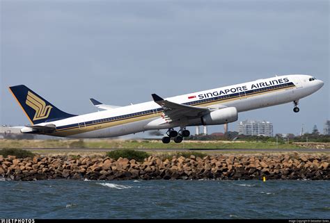 9V STF Airbus A330 343 Singapore Airlines Sebastian Sowa JetPhotos