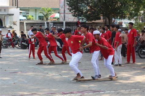 Lestarikan Kearifan Lokal Dengan Permainan Tradisional Sma Zaha