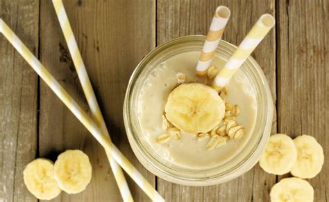 Receta De Batido De Banana Avena Y Yogurt Smoothie Facil