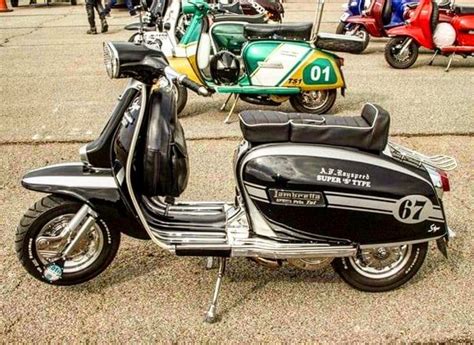 Pin By Tos Ubonboy On Blackscooters Lambretta Vespa Vintage