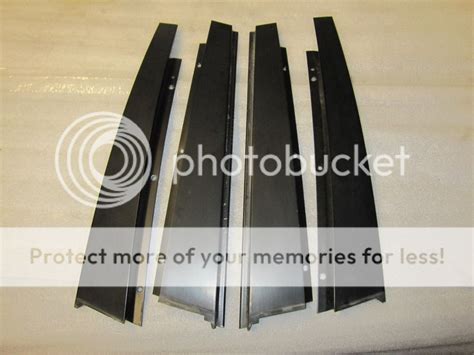 E39 Exterior 4 Piece Black Door B Pillar Trim Oem