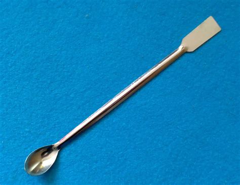 Horn-Spoon-Medicinal-ladle-with-Spatula-Length-200mm.jpg