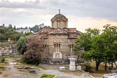 Iglesia De Los Santos Ap Stoles En La Antigua Gora Atenas Grecia