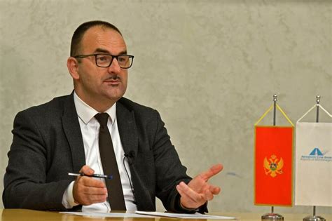 Dobardžić Drašković smijenjen zbog nestanka pola miliona eura neću