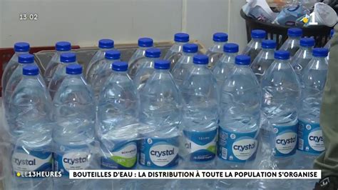 Bouteilles d eau la distribution à toute la population s organise