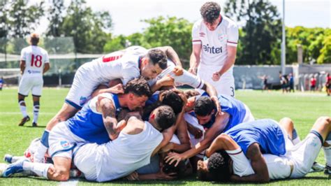 Nacional le ganó a Peñarol por 2 1 y se consagró campeón de la Tercera