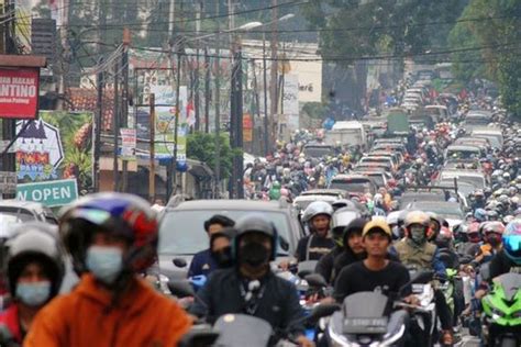 Libur Nataru Berlaku Ppkm Level Ini Aturan Dan Syarat Perjalanan