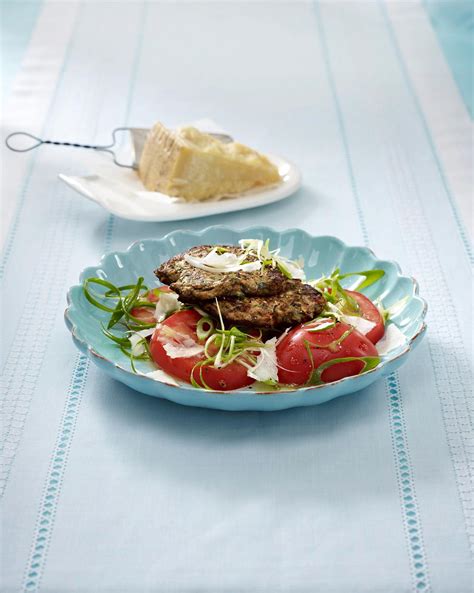 Mediterrane Frikadellen Mit Tomatensalat Schlank Im Schlaf Rezept