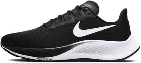 7 Best Running Shoes for Wide Feet in 2021 - Women & Men