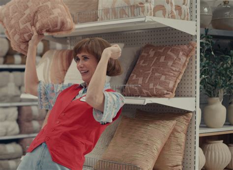 Targets Latest Ads Feature Kristen Wiigs Snl ‘target Lady And Prince