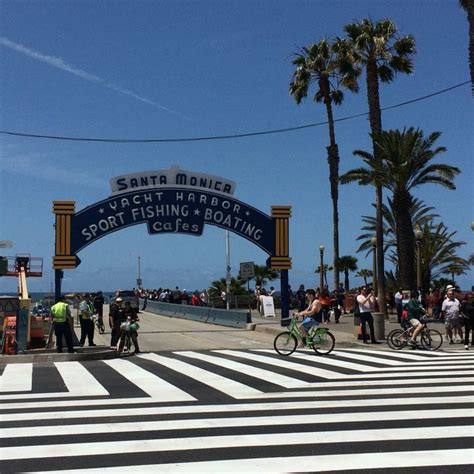 Santa Monica Pier | Santa monica pier, Santa monica, Street view