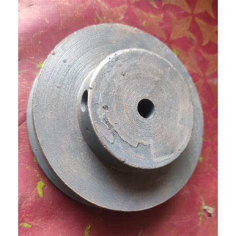 Silver 12inch Cast Iron Pulley Sand Casting At Rs 70 Piece In Hyderabad