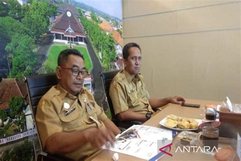 Pemkab Batang Catat Realisasi Penerimaan Retribusi Pasar Rp Miliar