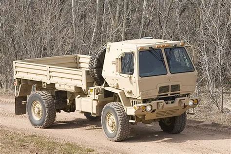 United States Army Orders More Than 400 Fmtv Trucks And Trailers From Oshkosh Defense 1505116