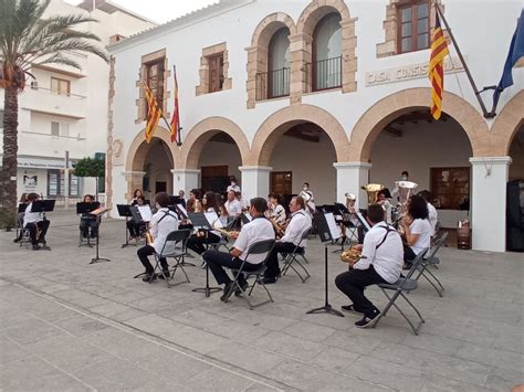 La Banda Municipal De Santa Eul Ria Des Riu Realizar Este S Bado Un