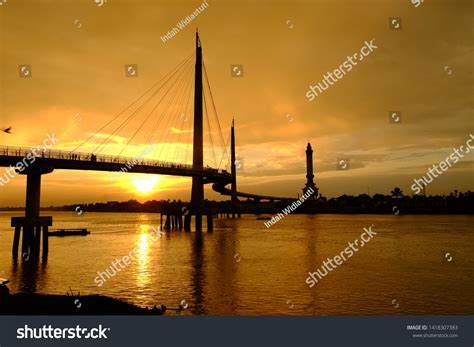 Gentala Arasy Iconic Bridge Jambi Indonesia Stock Photo Edit Now