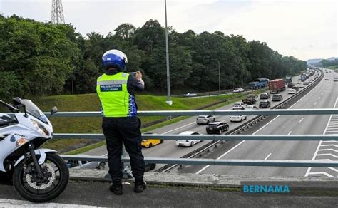 Aidilfitri Pdrm Akan Laksana Op Lancar Op Selamat Utusan Borneo Online