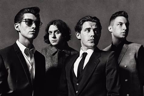 Arctic Monkeys Lanza Why D You Only Call Me When You Re High Su