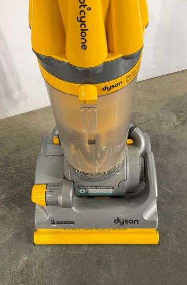 Dyson Root Cyclone 8 Bagless Vacuum Works Hash Auctions