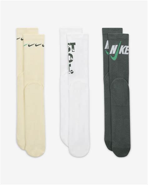 Nike Everyday Plus Cushioned Crew Socks 3 Pairs Nike UK