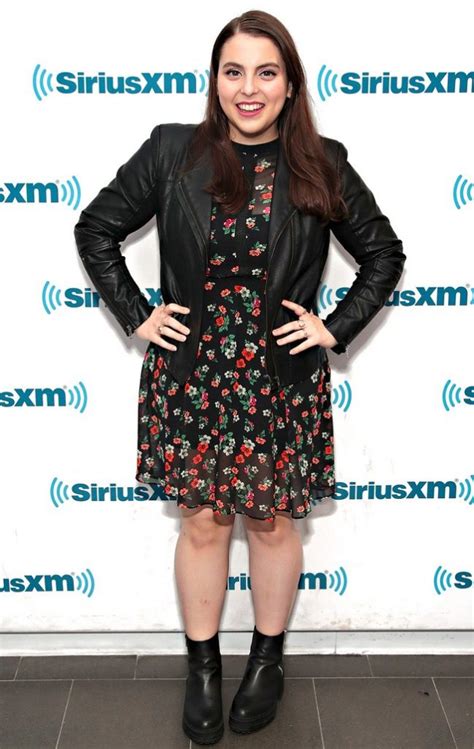 Hot Beanie Feldstein Photos ThBlog