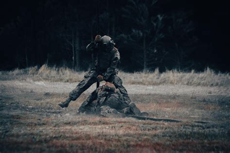 U S Marines On Twitter Marines With 26meu Conduct A Helicopter